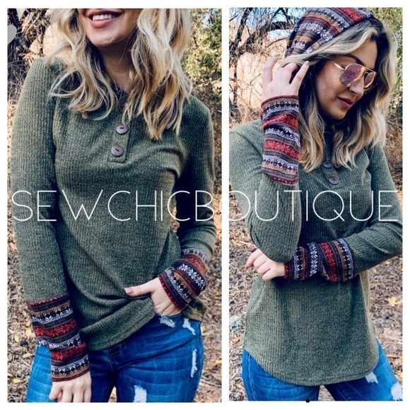 Hunter Green Multi Print Detail Hoodie Knit - Picture 2 of 5